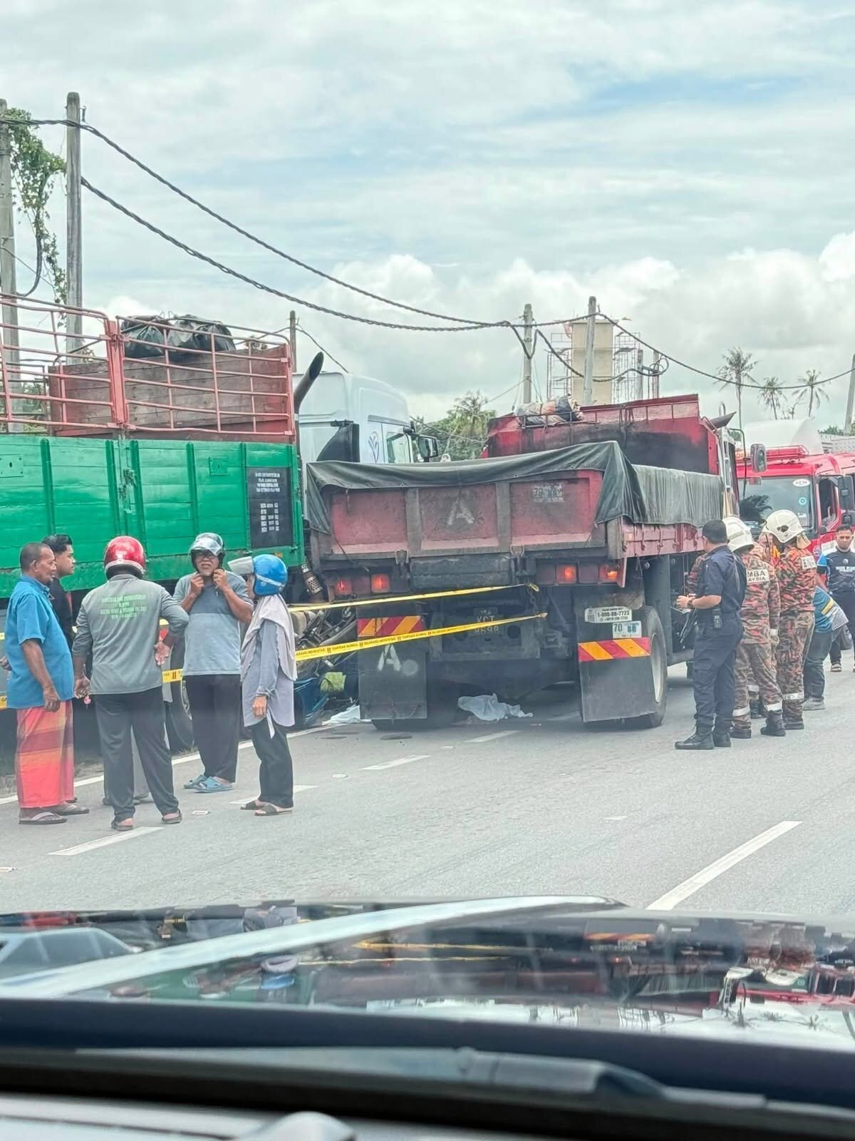 12yo crushed by lorries (2)