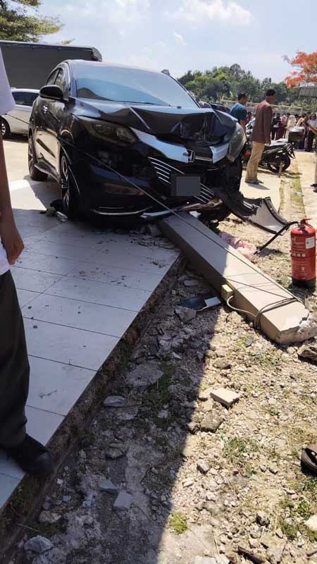 13yo girl killed by car driven by teacher (2)