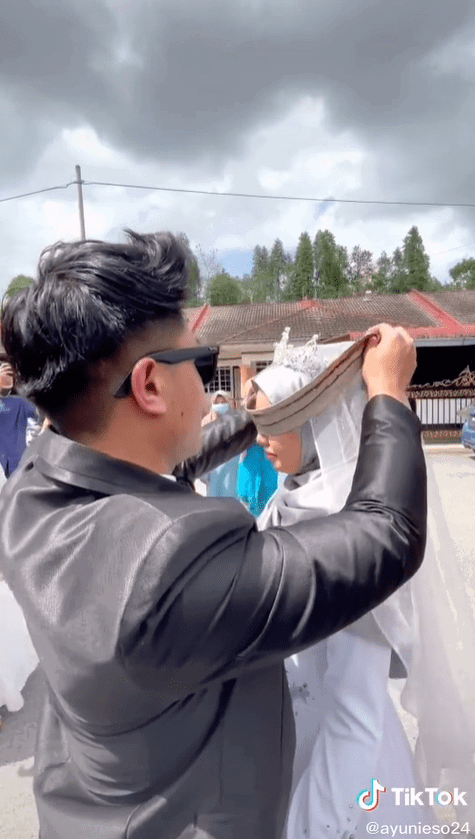 [VIDEO] 18-year-old surprises wife with a Ford Mustang on wedding day
