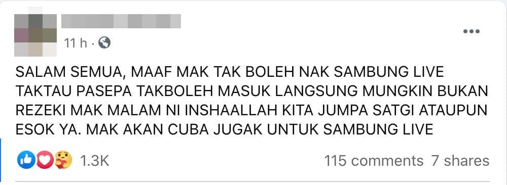 Makcik who sold clothes till 3am on FB Live moved to tears by kind netizens