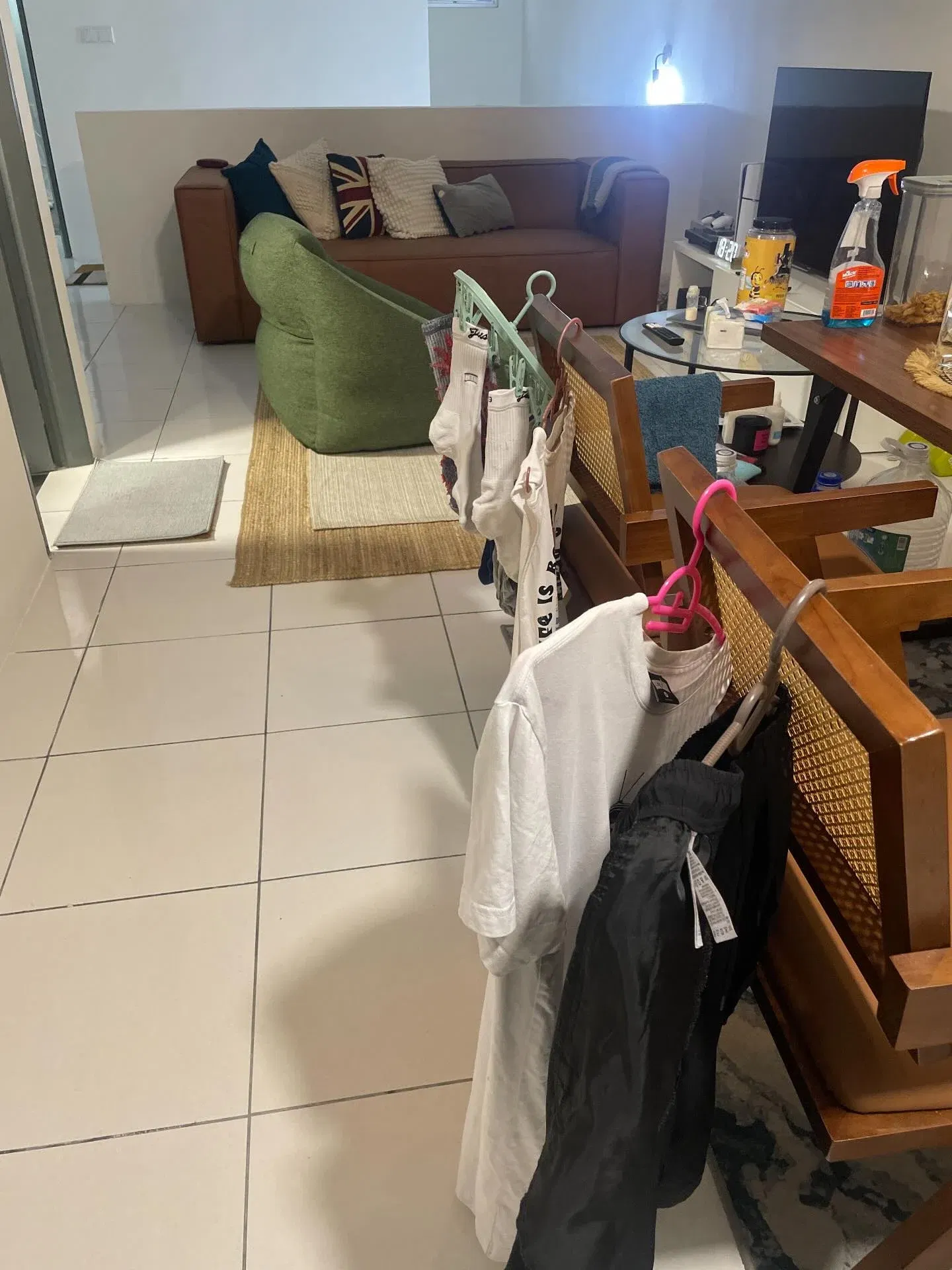 Laundry half