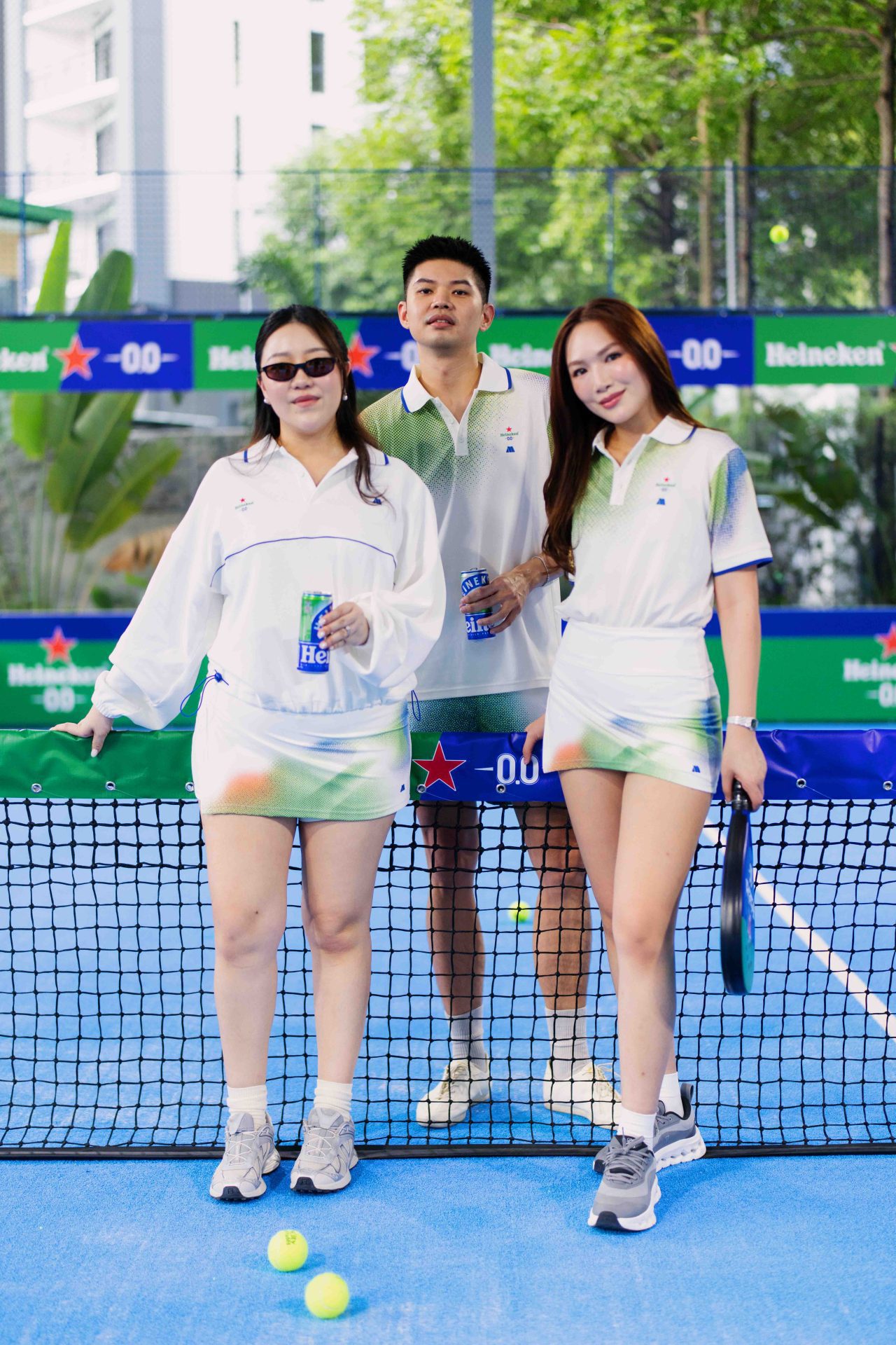 wk i caption heineken® . brings a refreshing energy to the padel scene, and its great taste enjoyed anytime, anywhere. zero reasons needed.