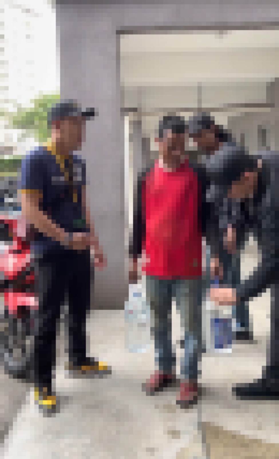 wk “he’s human too” m’sian actor slammed for taking water from rohingya man in viral video..