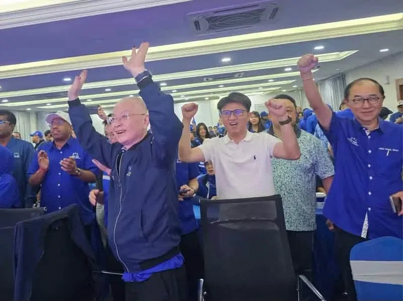 wk wee ka siong .png