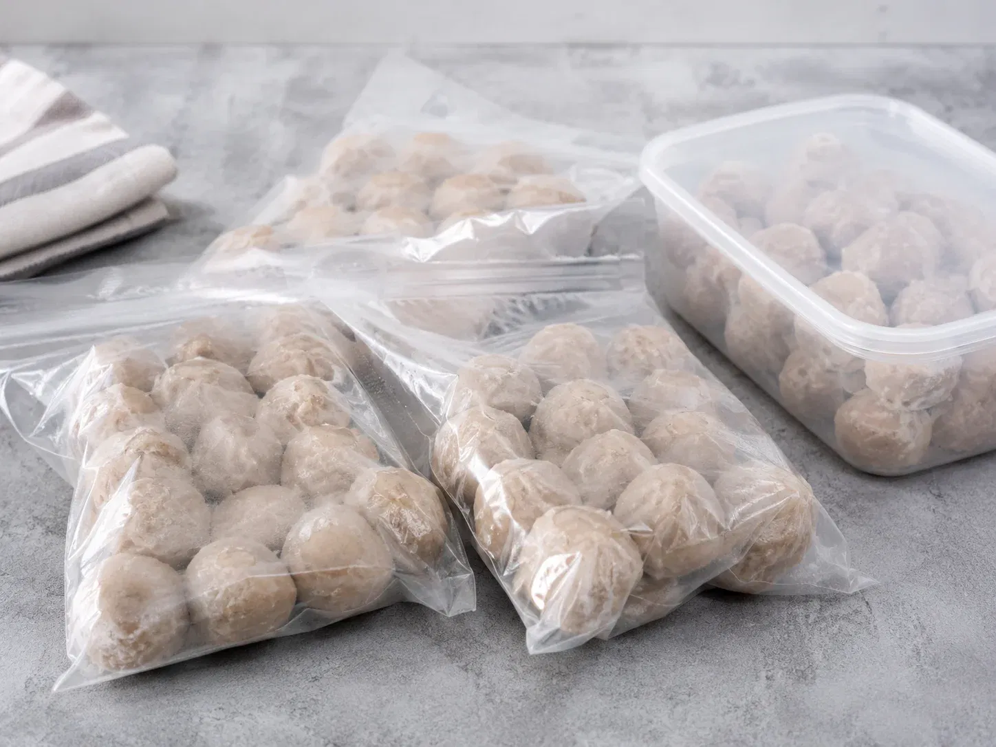 wk frozen bakso