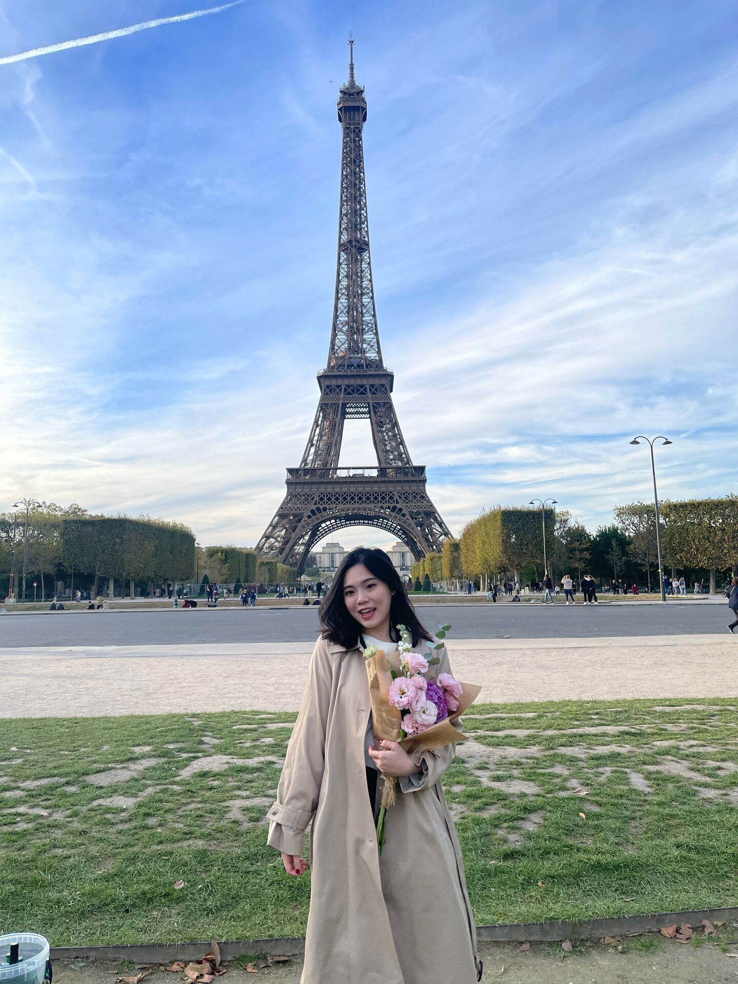 3.2 Yee Nie in Paris