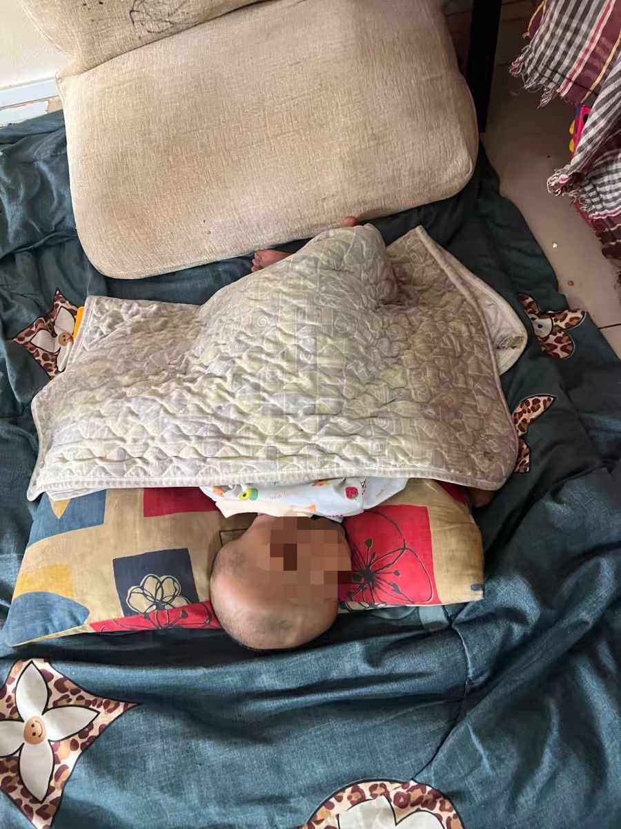 3mo child fed teh o (2)