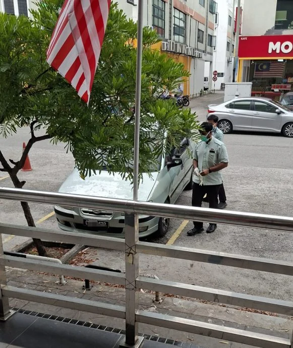 Bodies found in car Semenyih (3)