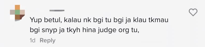 Kind malaysian donated to man who was begging for money _Comment(2)