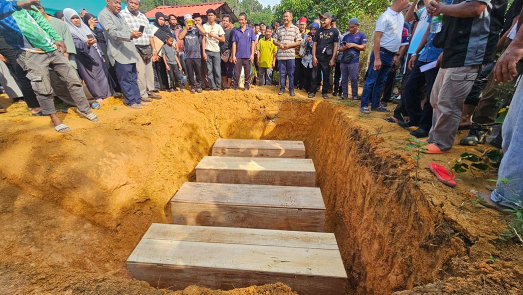 Mum of Johor crash victim recalls final moments (3)