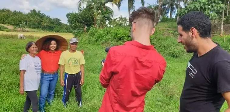 Nas daily, or Nuseir Yassin with Louise de Guzman Mabulo