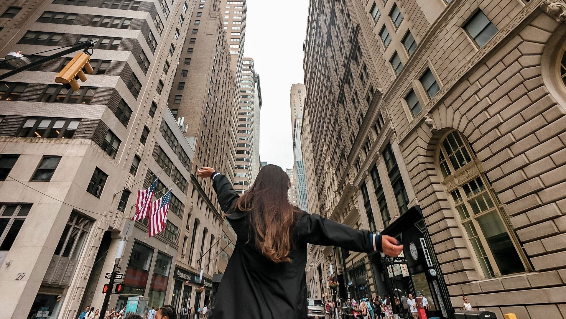 New York, USA — Walking along Fifth Avenue in Manhattan.