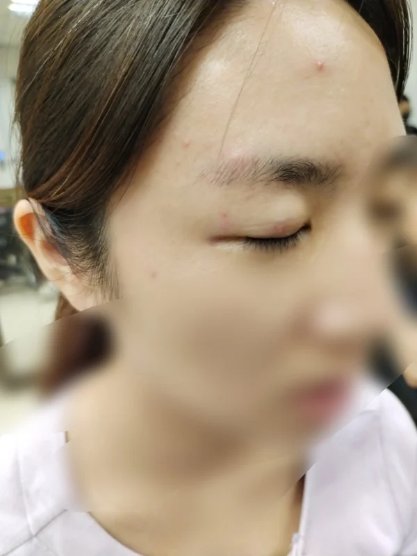 Woman punched by trishaw rider (2)