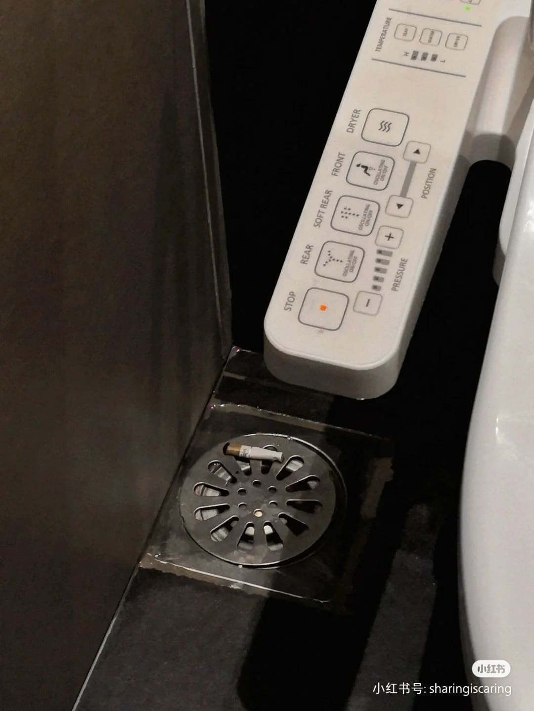 Shopper slams M'sians for poor civic responsibility over dirty toilets