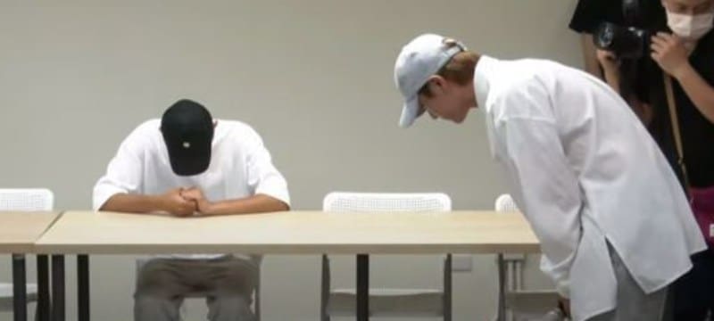 Aaron Yan apologises