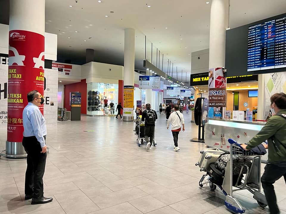 Anthony Loke Spotchecks KLIA2