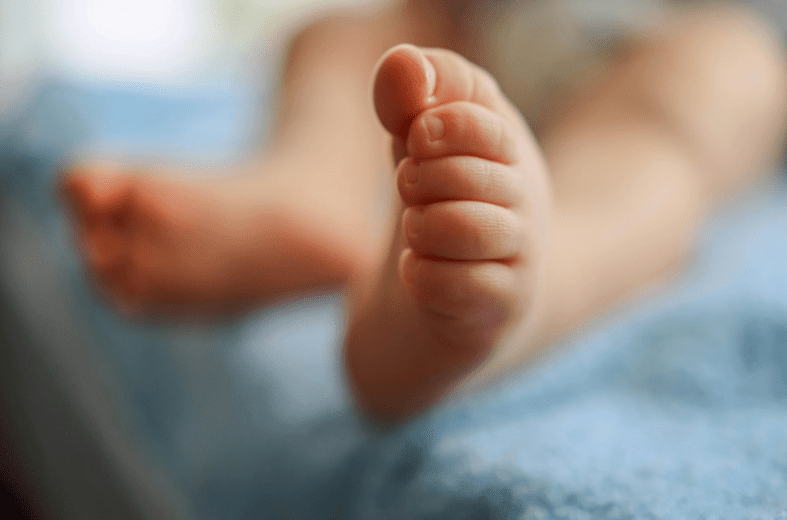 baby feet 1