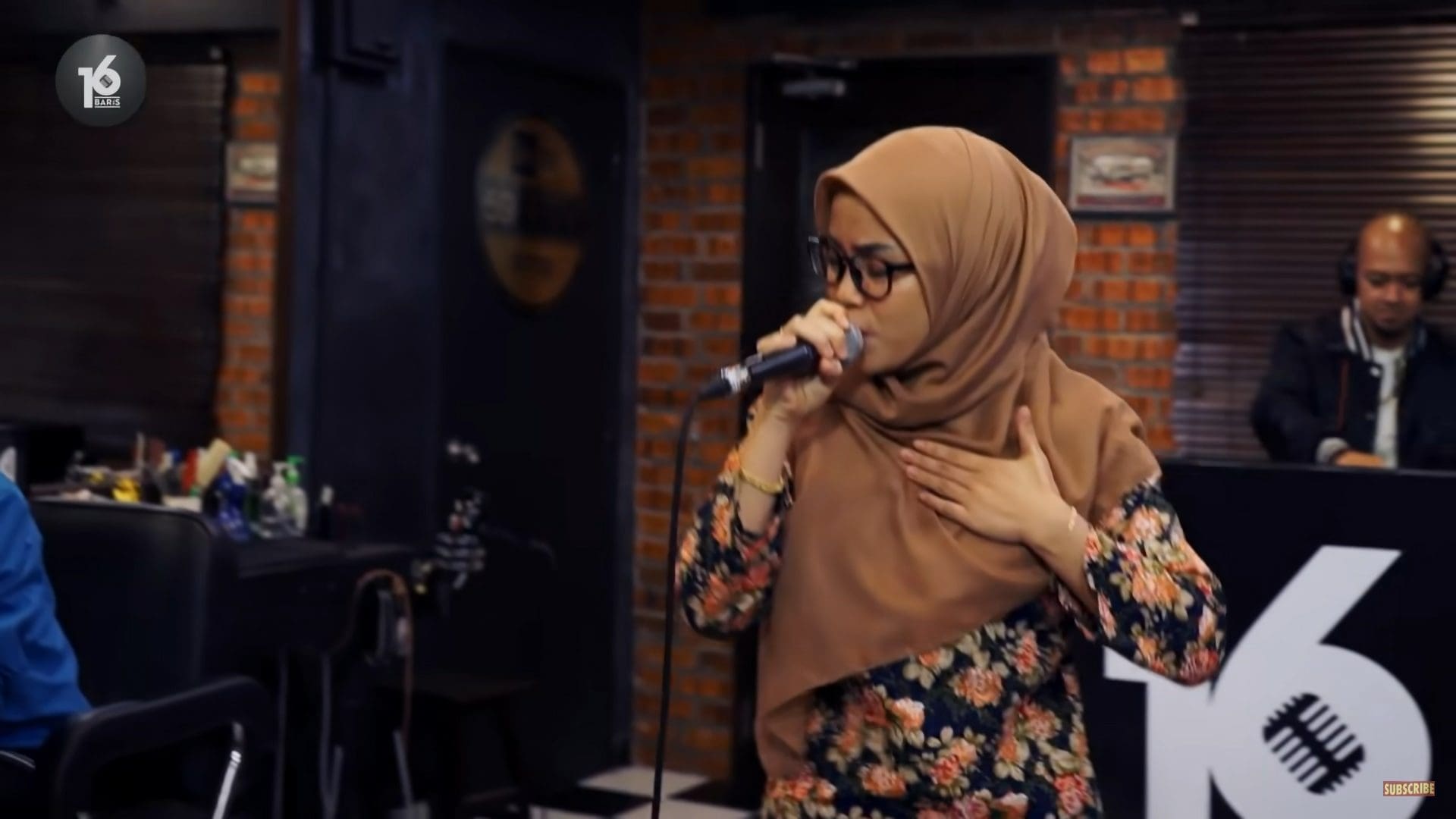 4 Things You Should Know About M'sian Rapper Bunga, The Opening Act For Coldplay's Concert