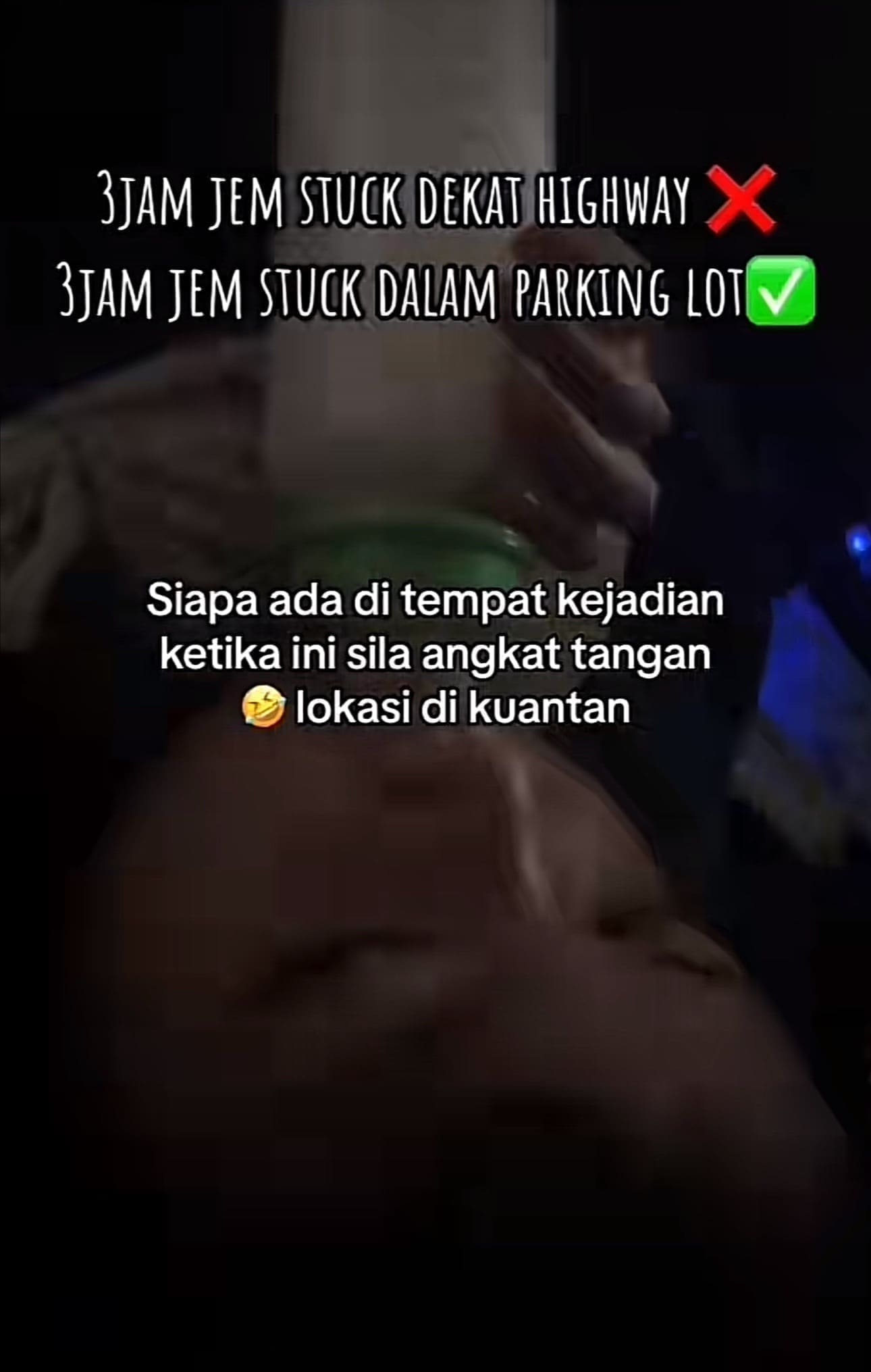 Boy drinks milk in car while being trapped in car for over 3 hours