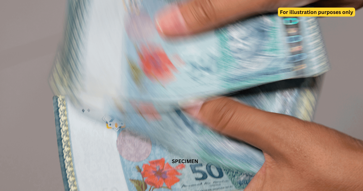 counting ringgit notes fast blury motion