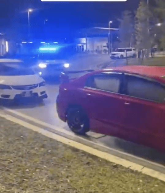 'Don't Go Out Racing, I'm Tired' - M'sian Police Officer Tells Motorists Not To Race Late At Night & We Can Totally Understand 1