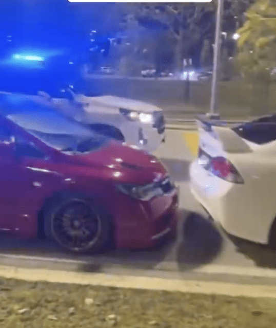 'Don't Go Out Racing, I'm Tired' - M'sian Police Officer Tells Motorists Not To Race Late At Night & We Can Totally Understand 2