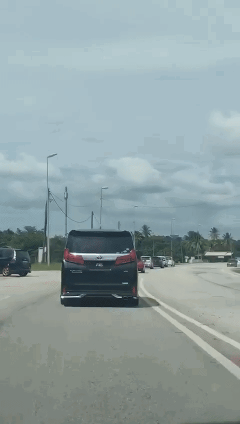 PAS MP's Car Seen Driving Dangerously, Police Say It Was Meant To Prevent Raya Haji Meat From Rotting