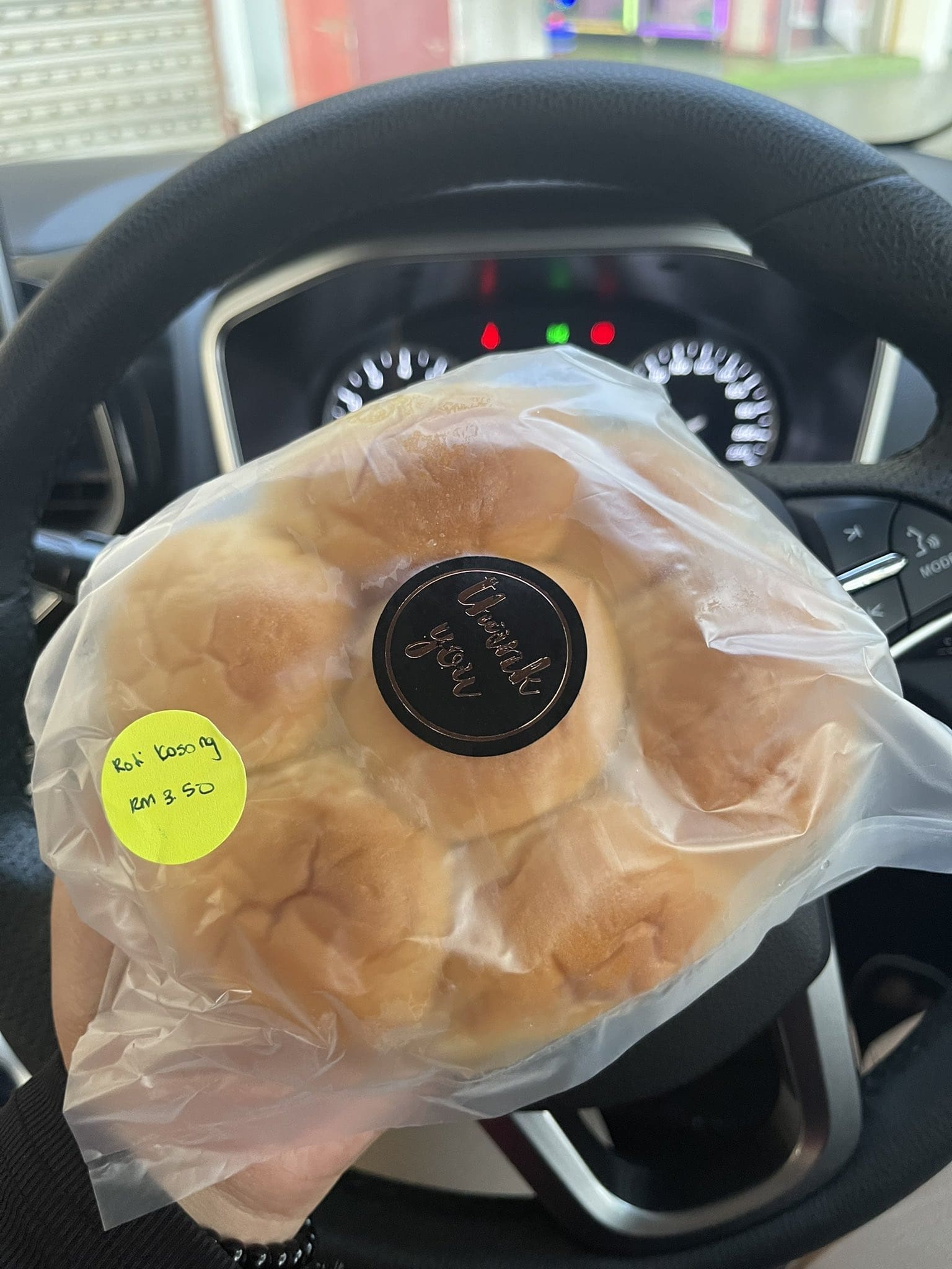 plain buns