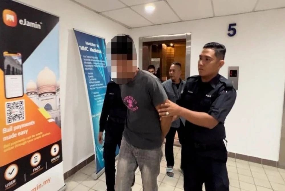 38yo M'sian Dad Charged With Raping And Sodomising Daughters Aged 9 To 13