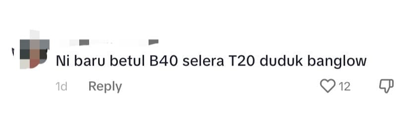 M’sian Woman ‘Chopes’ Parking Spot With A Bucket At Residential Area, Gets Slammed For Her Selfishness - comment
