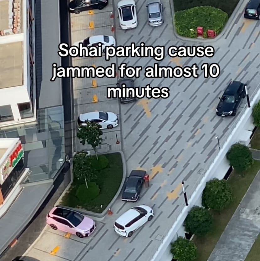 road got blocked at Bukit jalil - 9 July 2024