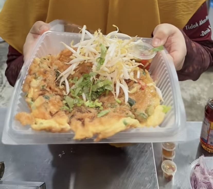RM13 Thai Omelette 