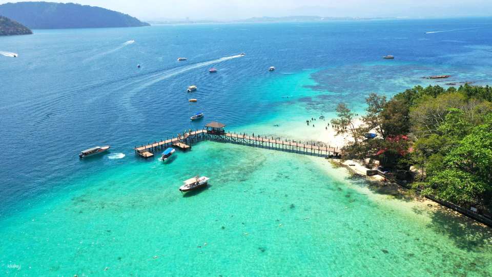 Tunku Abdul Rahman Park island area