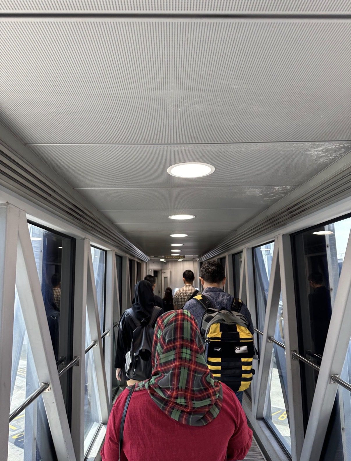 KLIA walkway