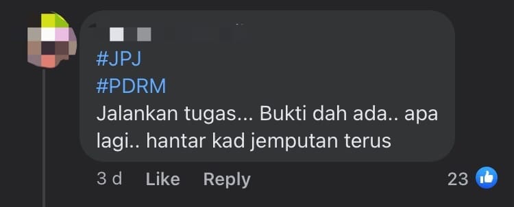 Perodua Alza Cuts Into Lane Illegally, Runs Red Light & Yells Angrily At Other Driver comment 1