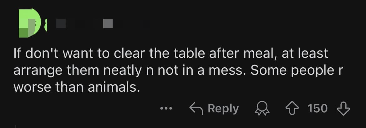 M'sian Rants About Customers Not Clearing The Table After Eating, Sparks Debate comment 3