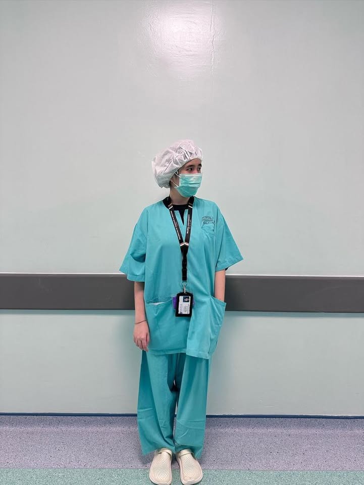 Lee as a doctor