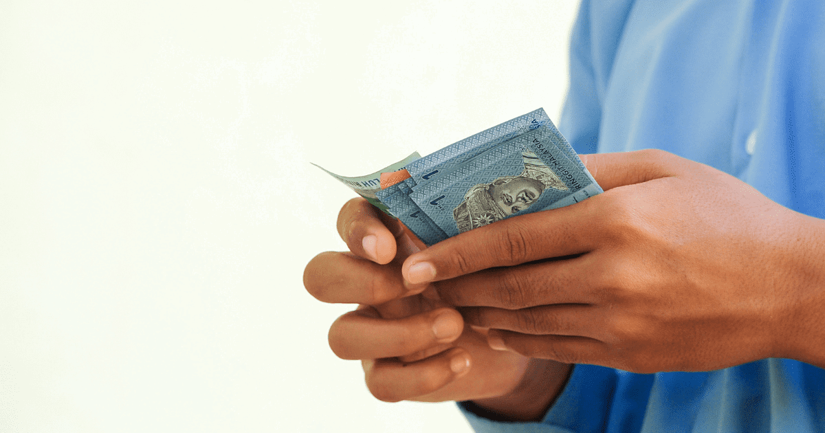 ringgit in hand