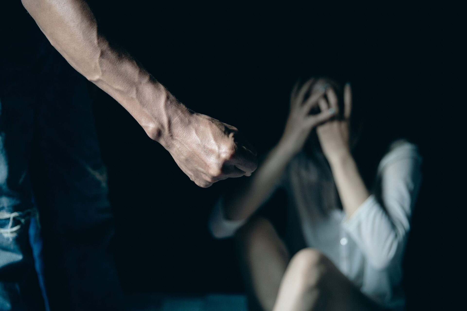M'sian Beats Sex Worker After He Felt Payment For Her Services 'Wasn't Worth It', Jailed 6 Weeks