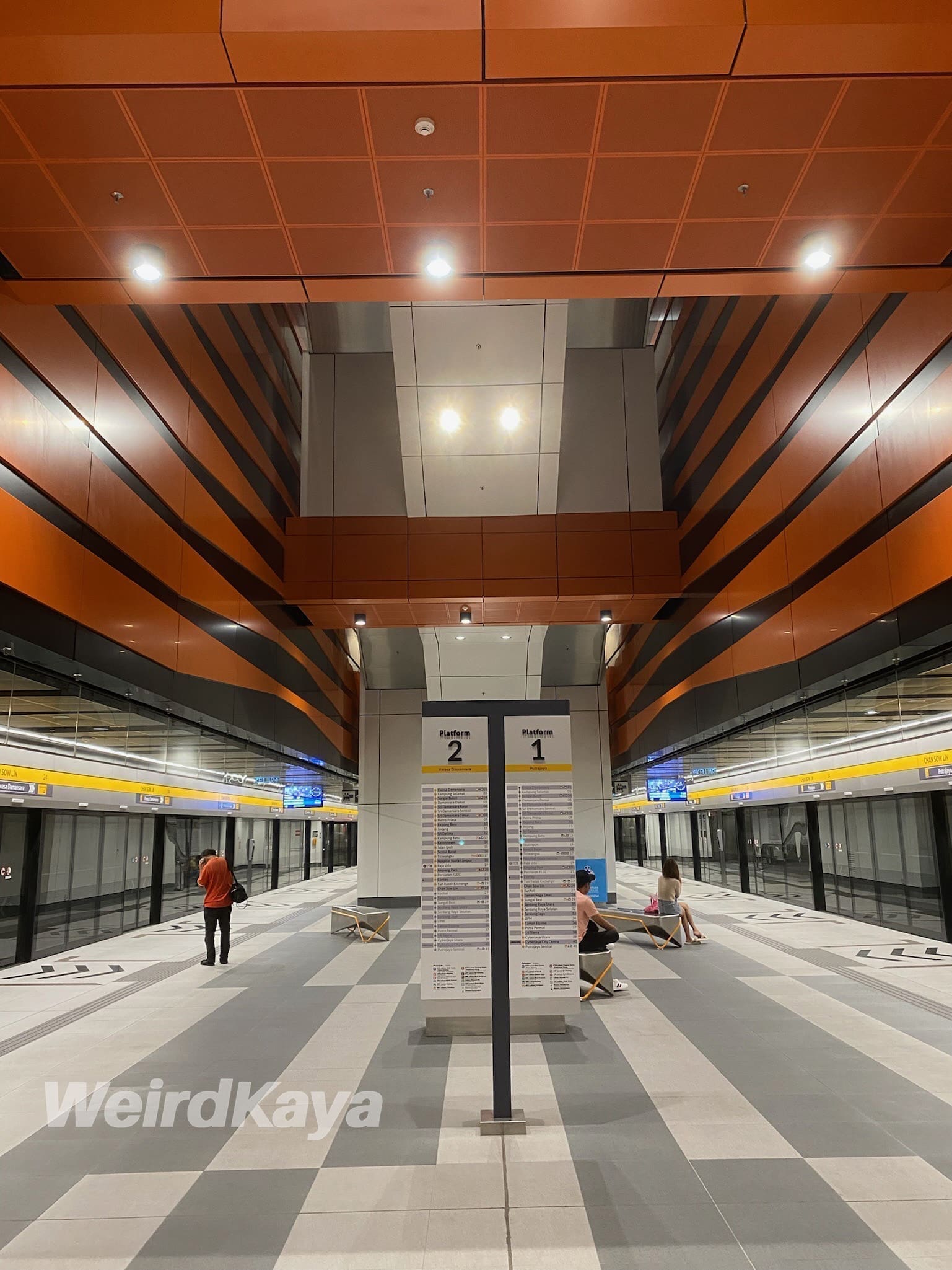 MRT Putrajaya Line station platform