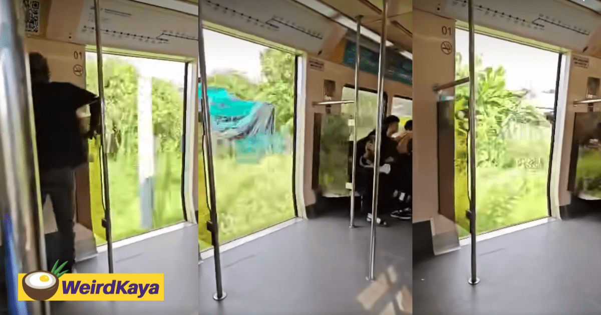 M’sian Passengers Shocked as KTM Komuter Train Speeds With Door Wide Open