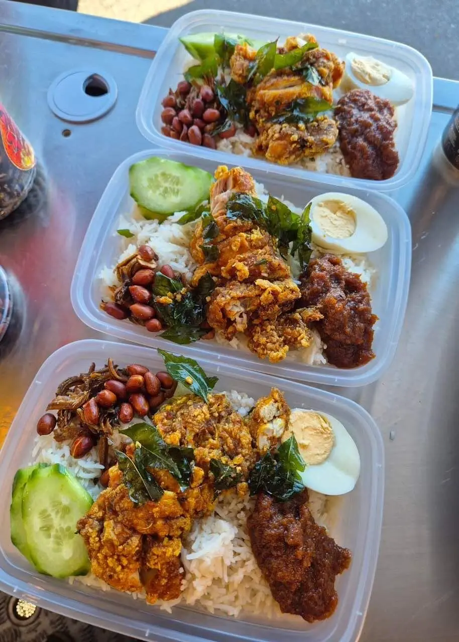 Nasi Lemak with Fried Boneless Chicken