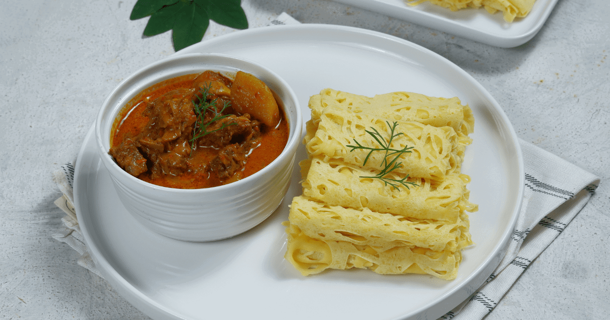 roti jala with curry