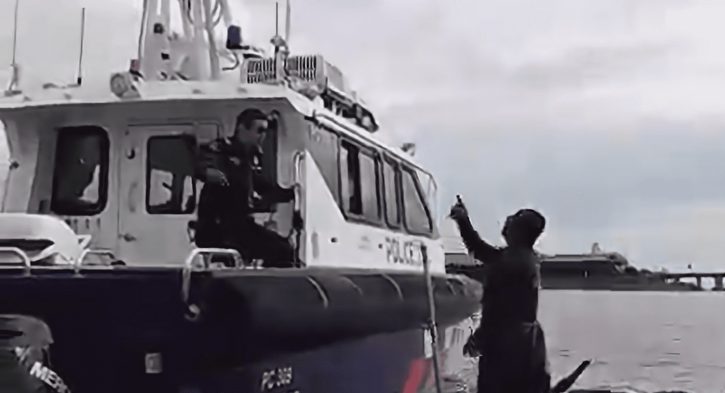 Johor fishermen arguing with SG coast guard