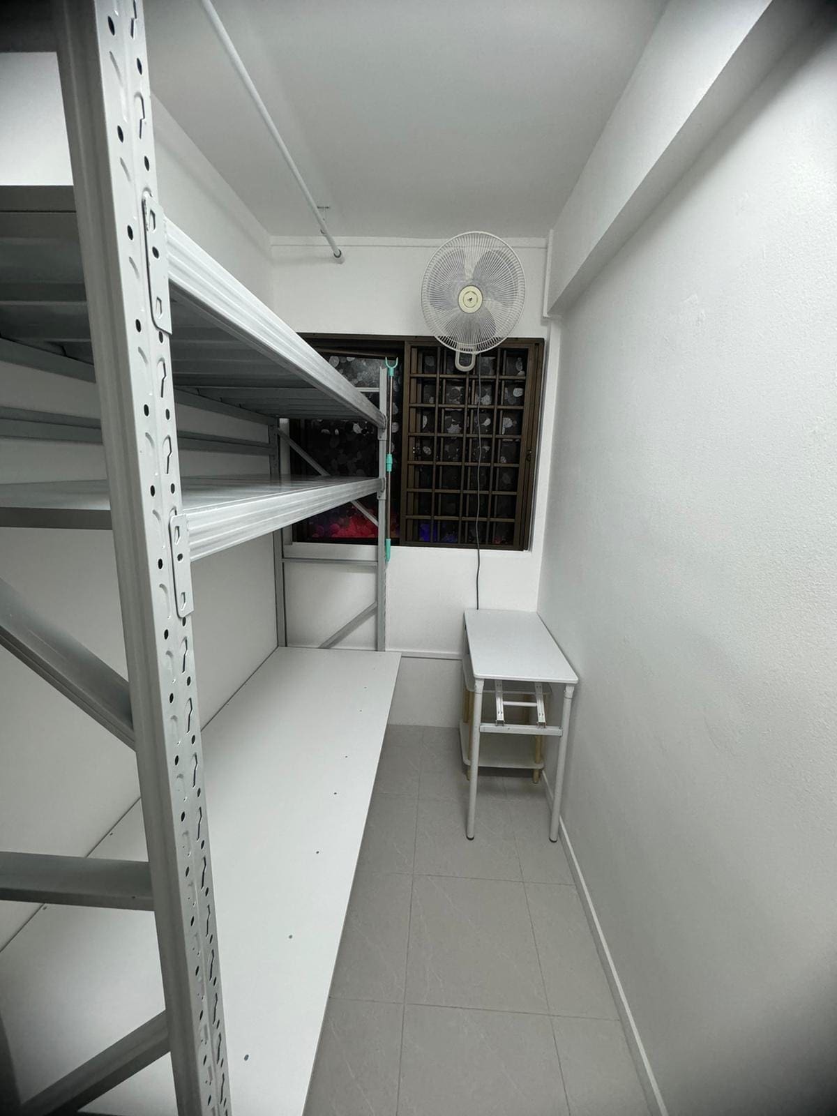 Singapore room with SGD600 rental