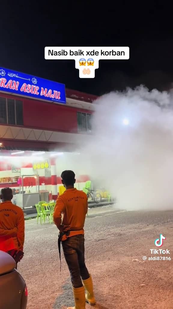 smoke coming out form the restaurant