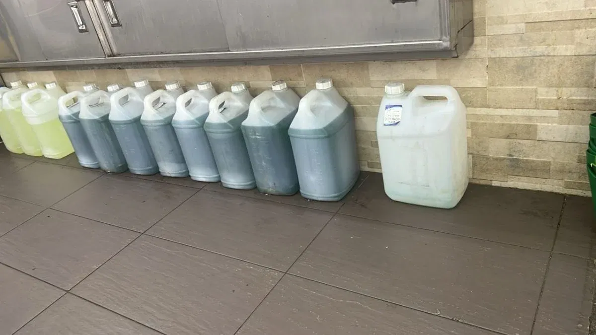 toilet cleaner