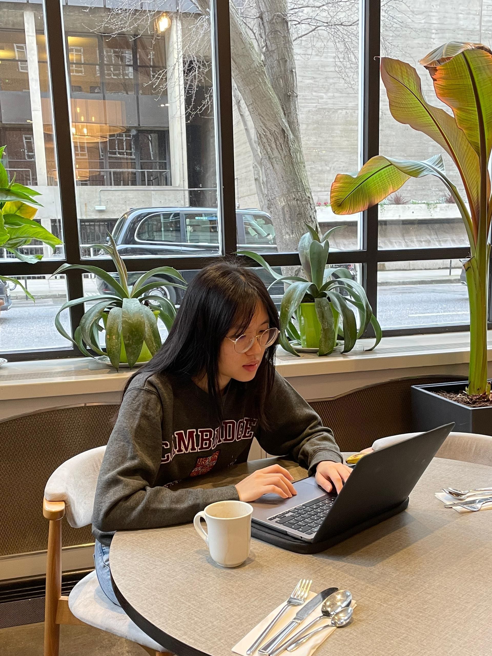 Yin Jue studying in UK
