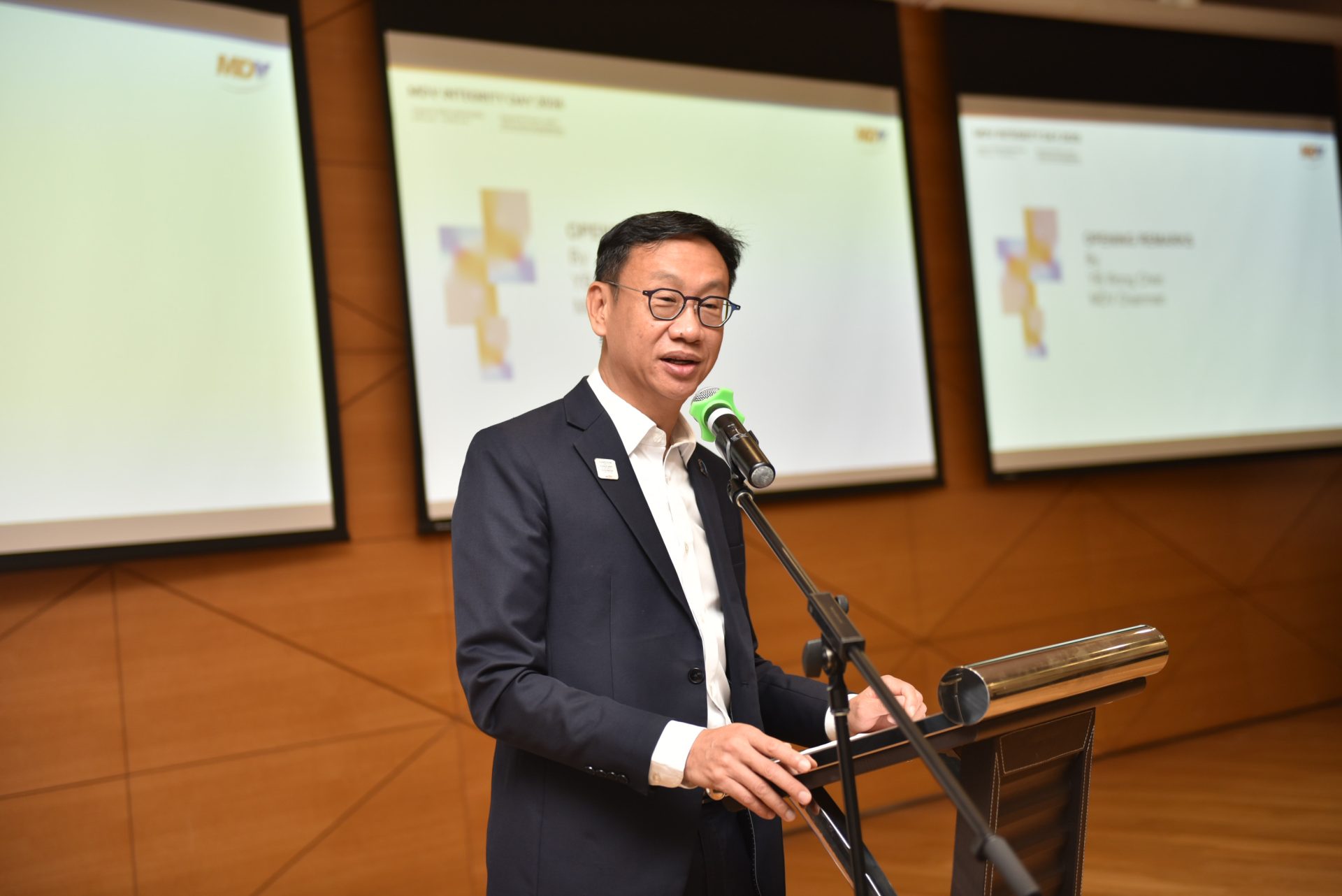Chairman of Malaysia Debt Ventures Berhad (MDV), YB Wong Chen, delivering his address during MDV Integrity Day.