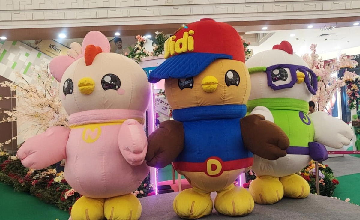 1. Meet & Greet with Didi & Friends